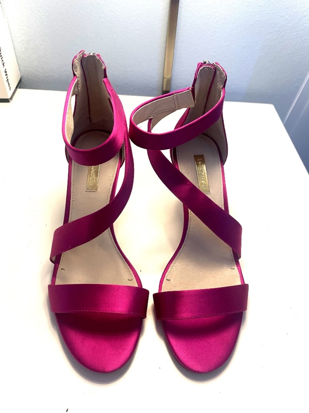 Louise et Cie Hilio Fuchsia Satin Strappy Stiletto Sandal Sz 8